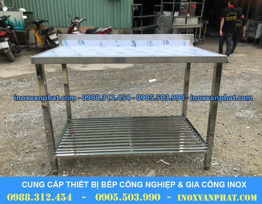 Bàn inox công nghiệp