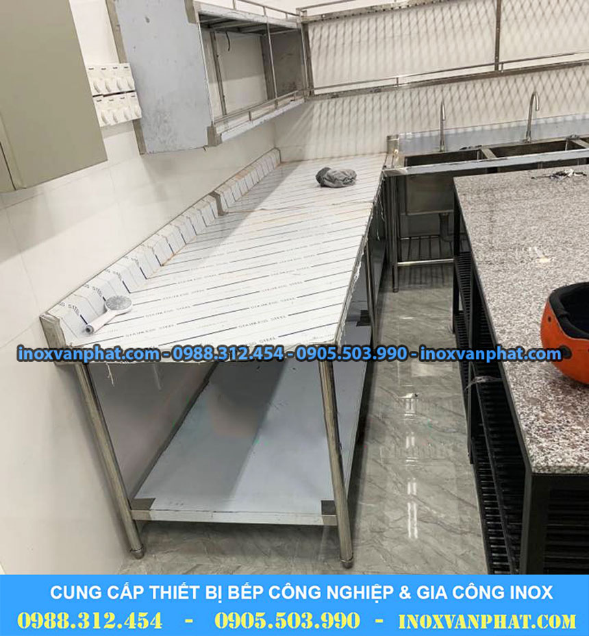 Bàn inox công nghiệp