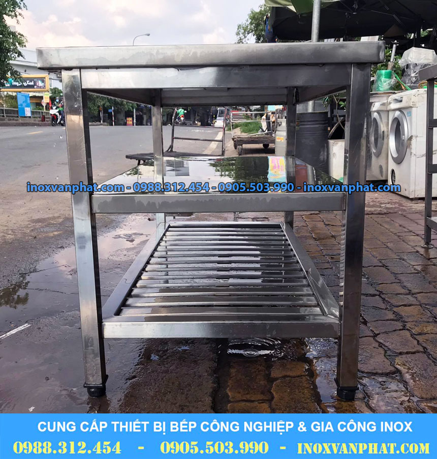 Bàn inox công nghiệp