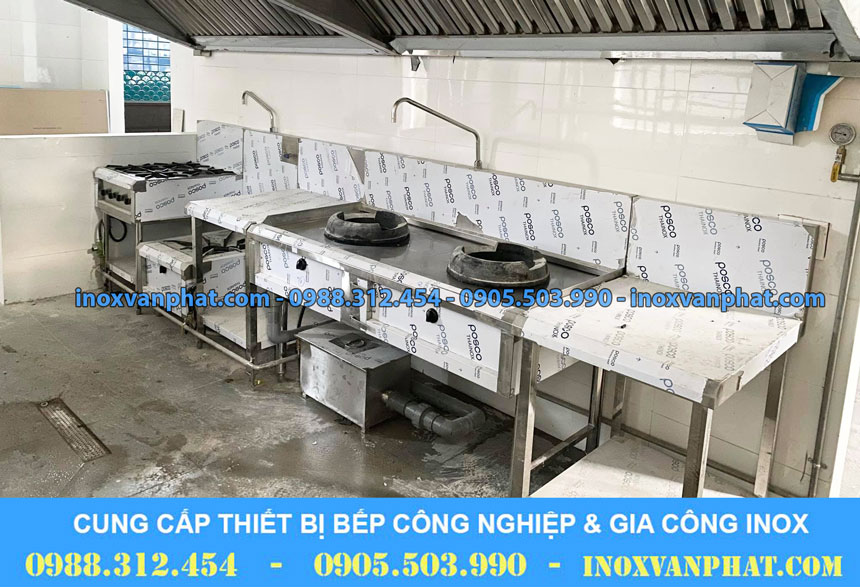 Bếp á công nghiệp