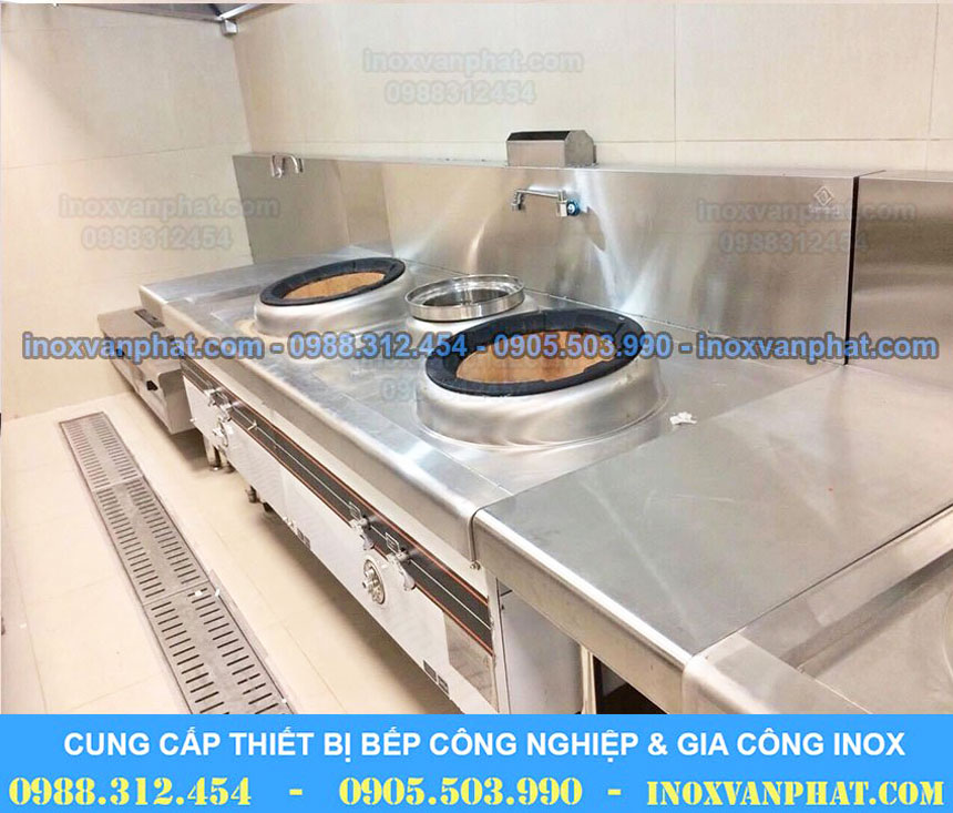 Bếp á công nghiệp