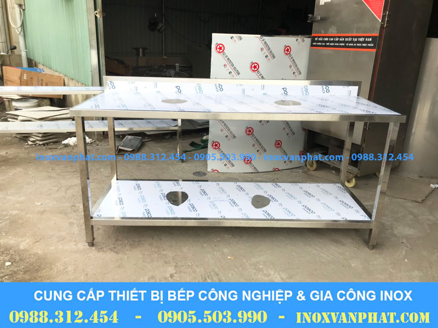 Bàn inox công nghiệp