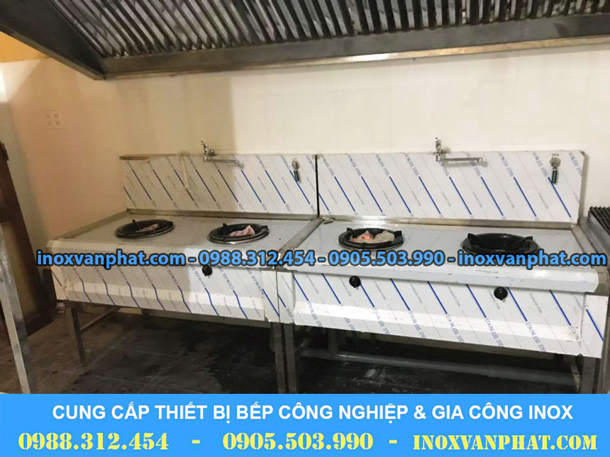 Bếp á công nghiệp