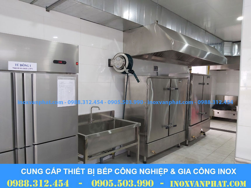 Bếp á công nghiệp